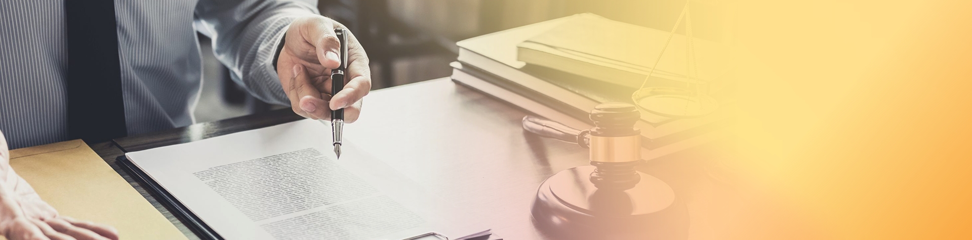 قوانین و مقررات