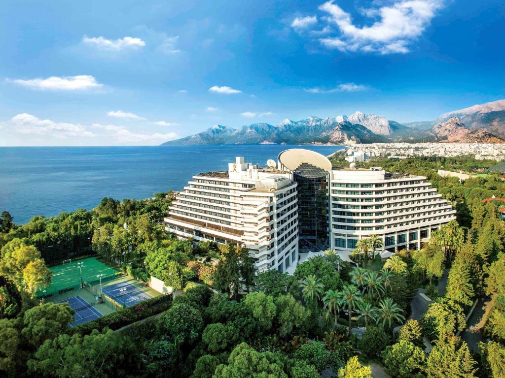 hotel-img