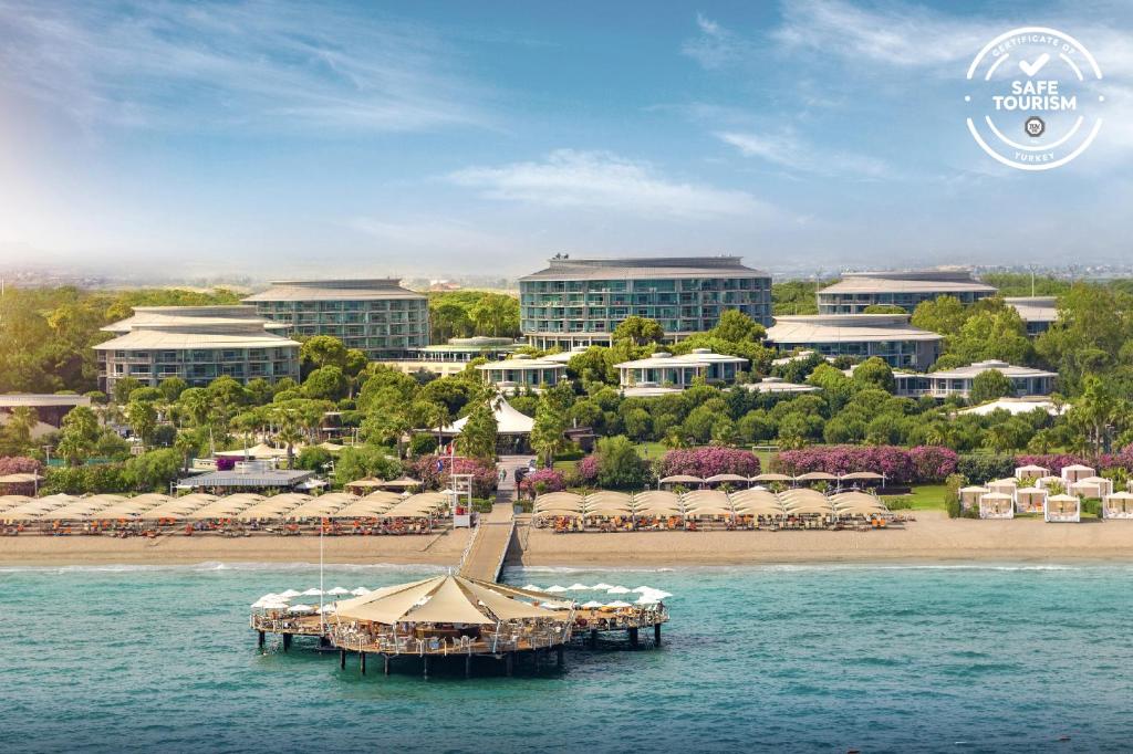 hotel-img
