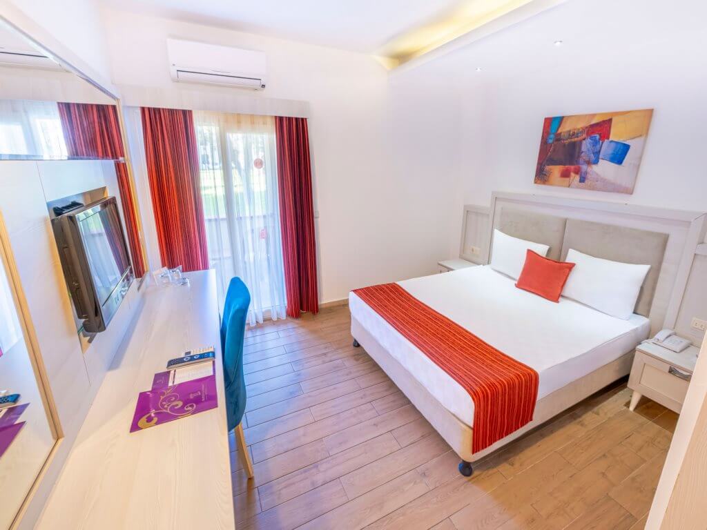 hotel-img