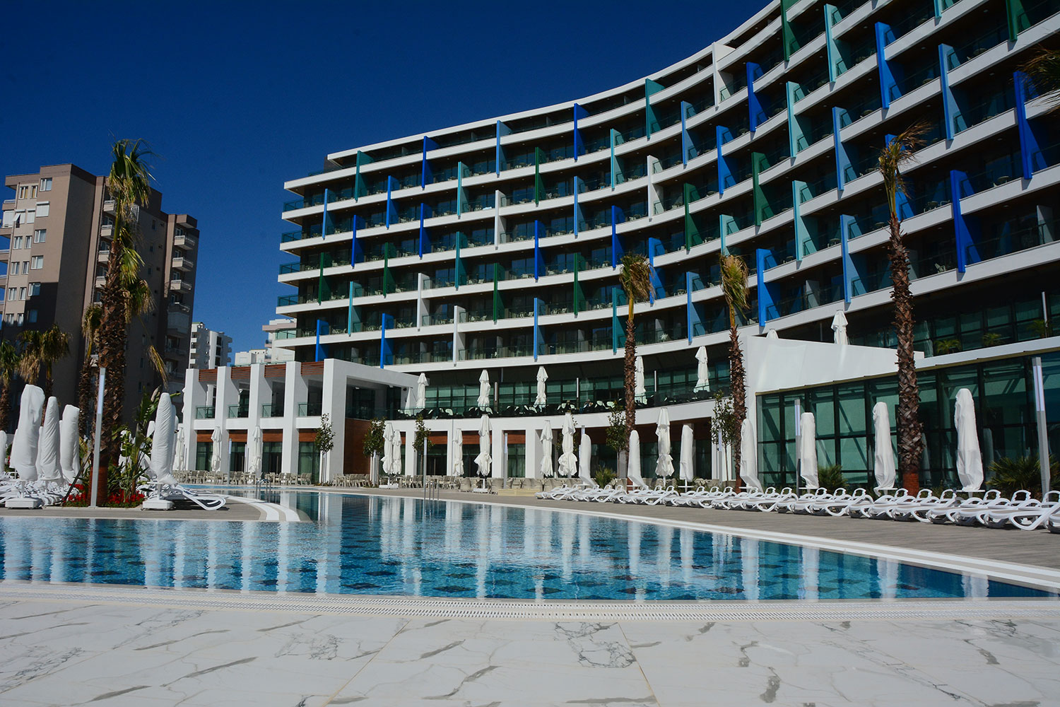 hotel-img